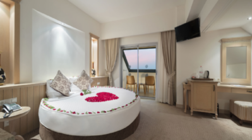Honeymoon Suite, Saphir Resort & SPA 5*