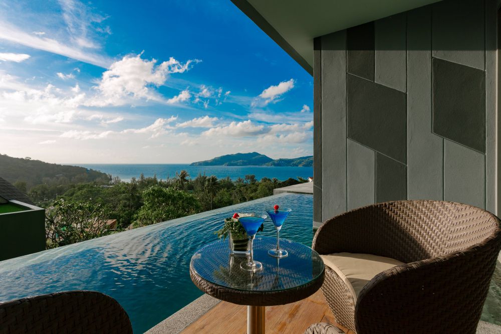 Deluxe Pool Access SV/ Panorama View, Crest Resort & Pool Villas 5*