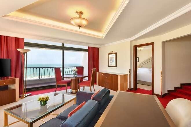 Junior Suite, Sheraton Grand Doha Resort 5*