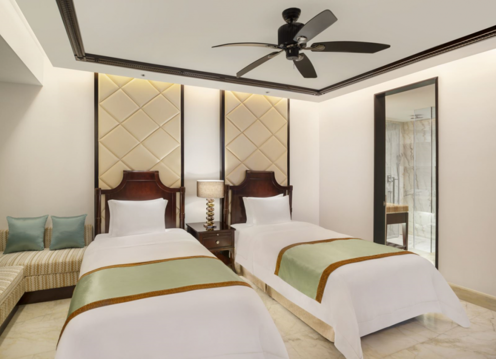 Ocean View two-bedroom Family Suite, The St. Regis Sanya Yalong Bay Resort 5*
