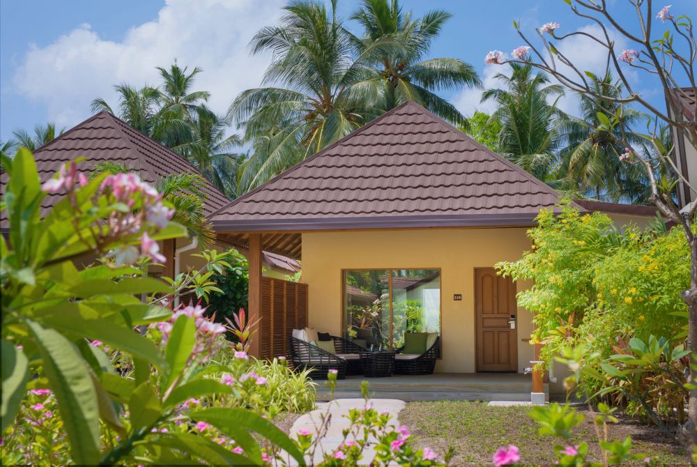 Deluxe Pool Villa, Kurumba Maldives 5*