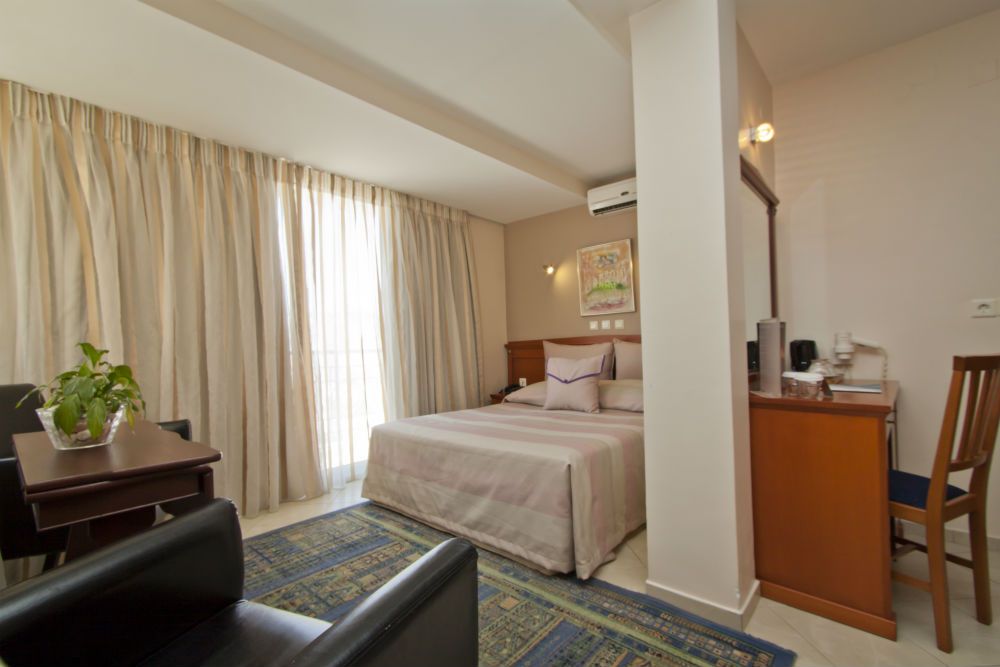 Executive Room, Triton Hotel Piraeus 3*