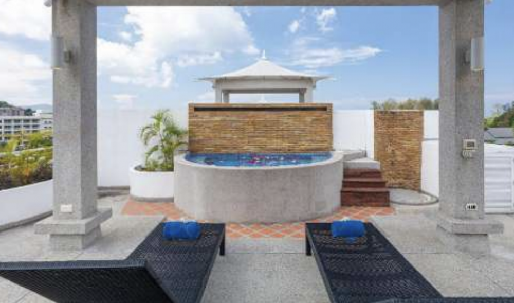 1 Bedroom Penthouse Suite With Jacuzzi Rooftop, Phunawa Resort 4*