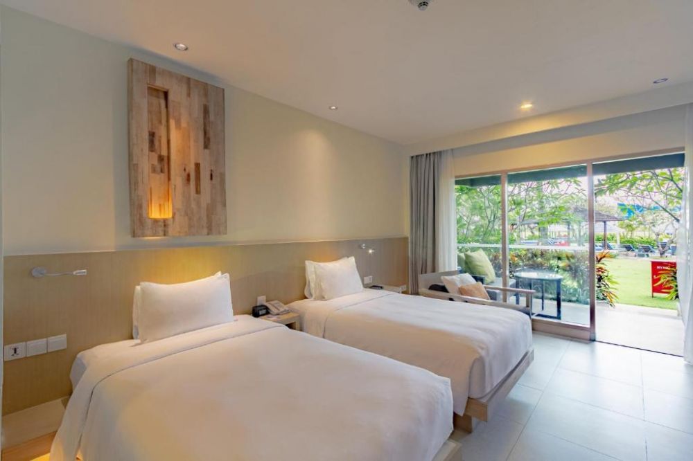 Premium PV/Premium OV, Holiday Inn Resort Baruna Bali 5*