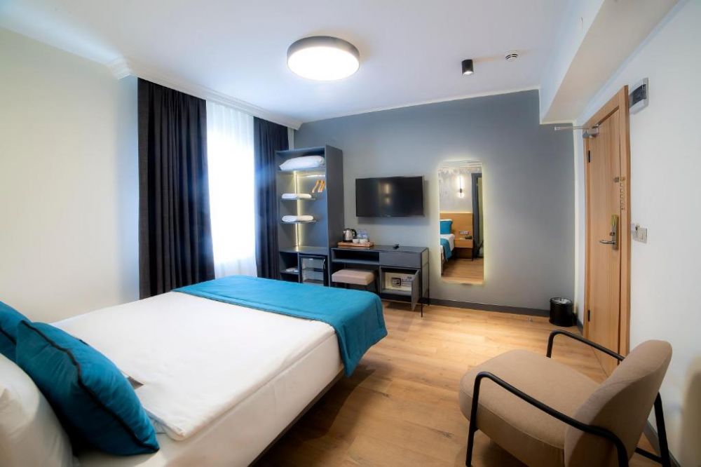 Standard Room, Barin Hotel 3*