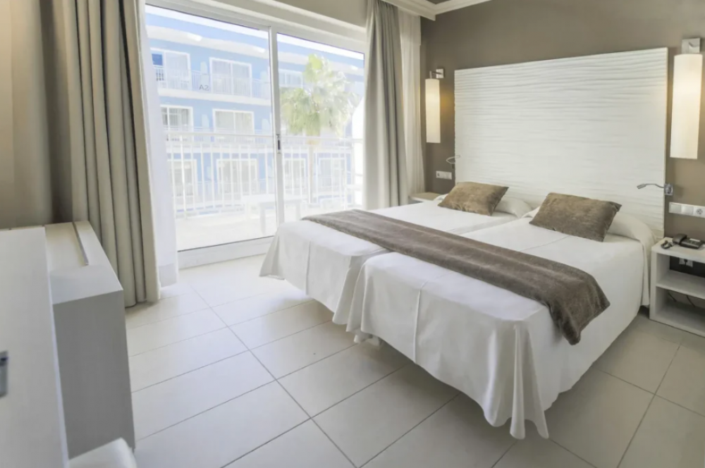 Family Room, Augustus Hotel 4*