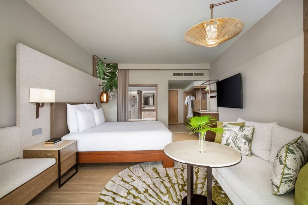 Deluxe GV/SV, Pullman Phuket Karon Beach Resort (ex. Pullman Phuket Arcadia Karon Beach Resort) 5*