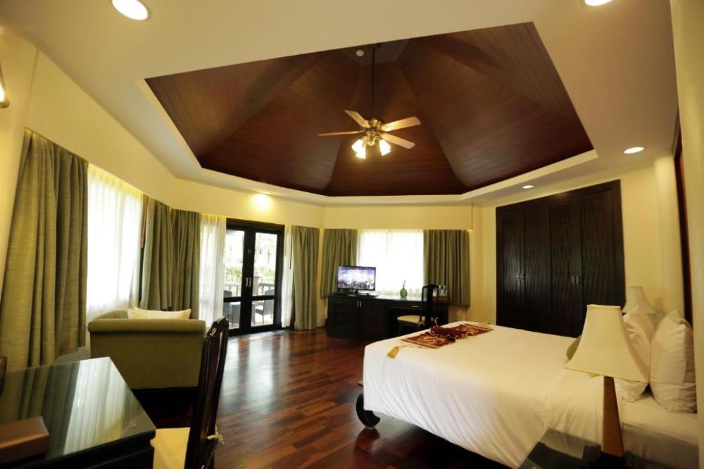 Deluxe Pool Villa, Seaview Resort Khao Lak 4*