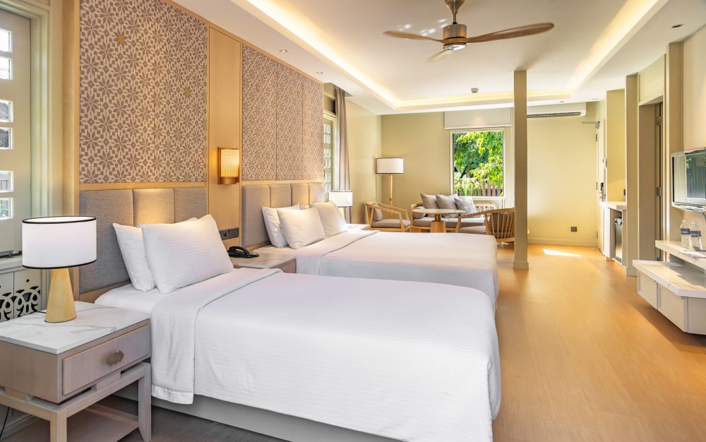 Beachfront Family Room, Pelangi Beach (ex. Meritus Pelangi Beach Resort & Spa) 5*