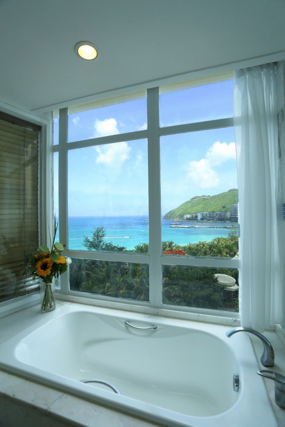 Panoramic Sea View Room, Sunshine Resort Intime Sanya 5*