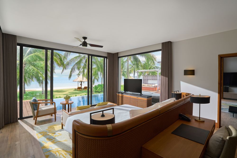 3 Bedroom Villa Beach Front Private Pool, Movenpick Resort Waverly & Movenpick Villas Residence Phu Quoc 5*