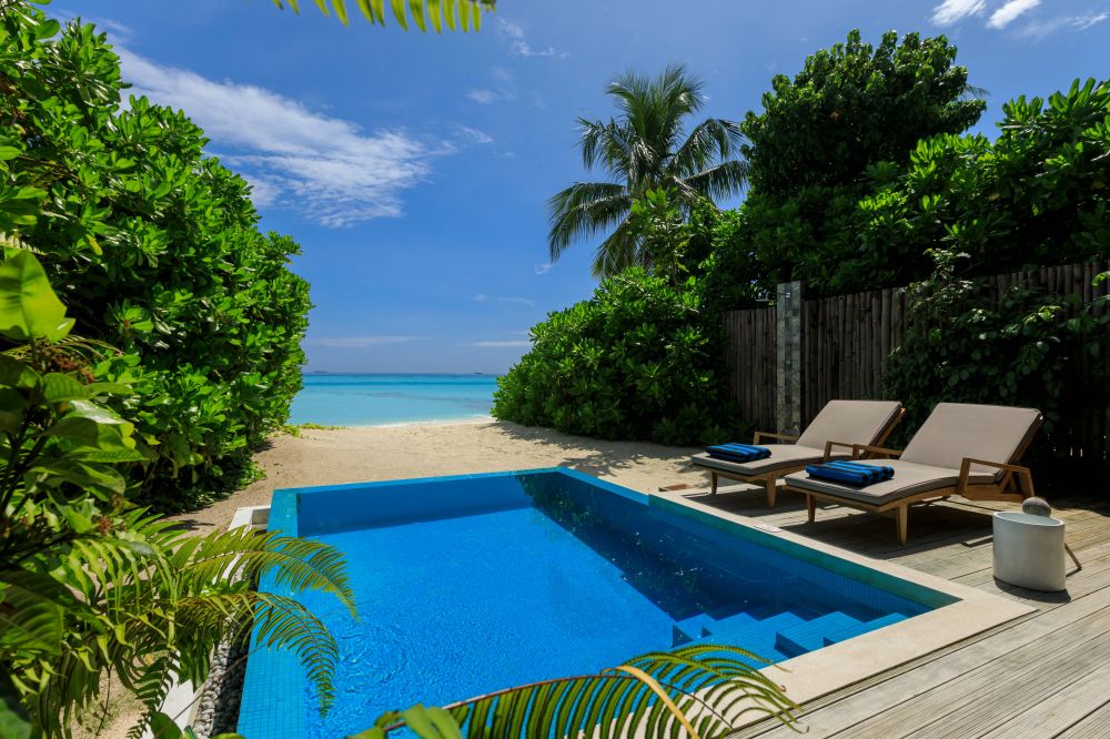 Beach Villa with Pool, Velassaru Maldives 5*