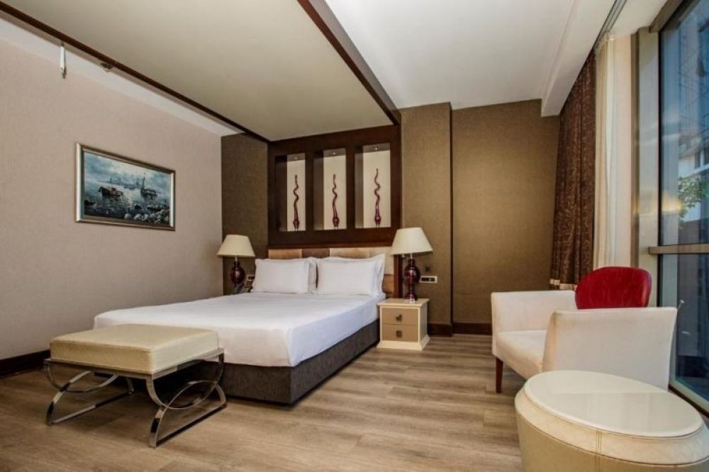 Deluxe Room with Balcony, The Elysium Istanbul 5*