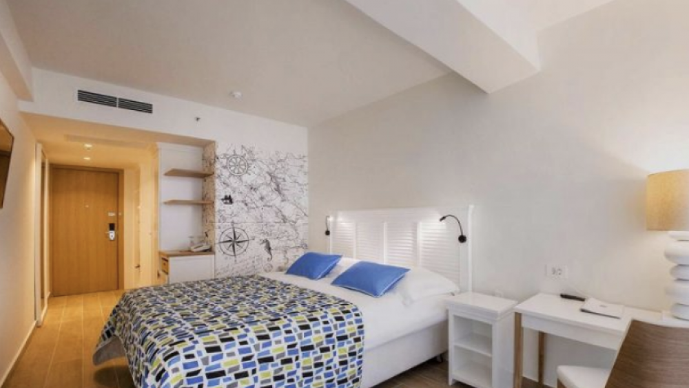 Connected Double or Twin Rooms, Amadria Park Jure 4*