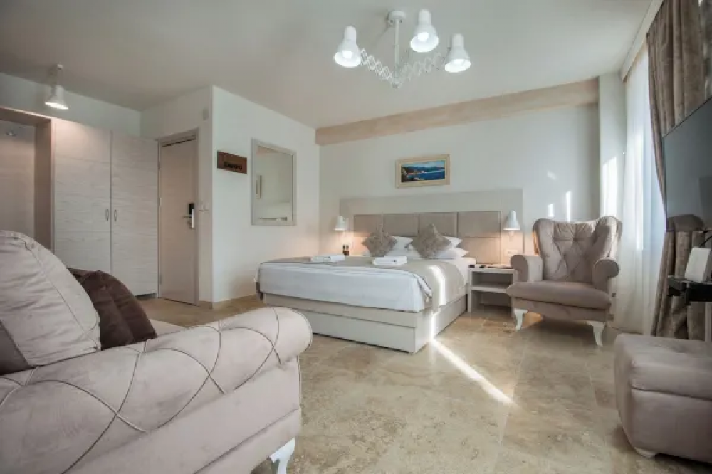 Deluxe Apartment Sea View, Conte 4*