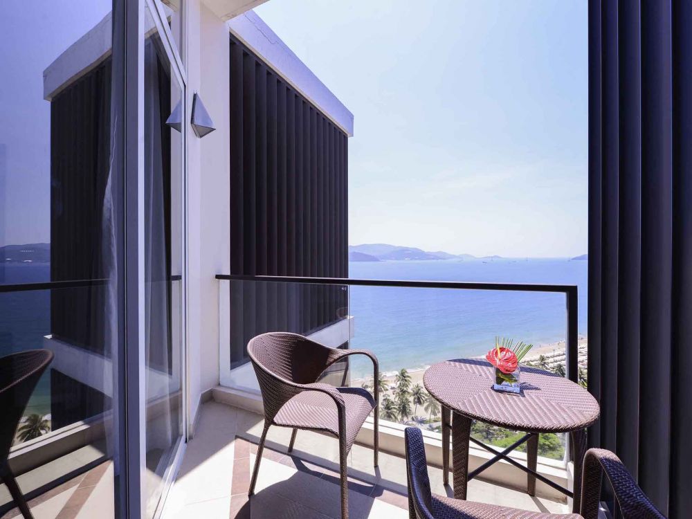 Superior Room/ Superior Ocean View, Novotel Nha Trang 4*