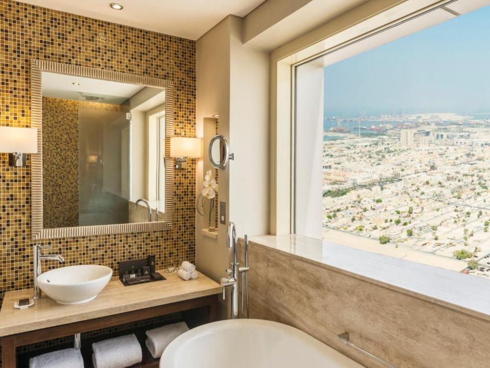 Superior Room, The Tower Plaza Hotel Dubai (ex. Millennium Plaza Dubai) 5*