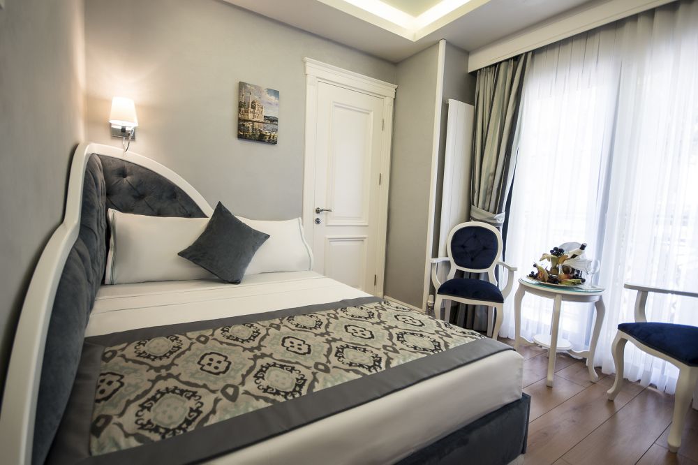 Connection Triple Room, Antusa Palace Hotel & SPA 4*