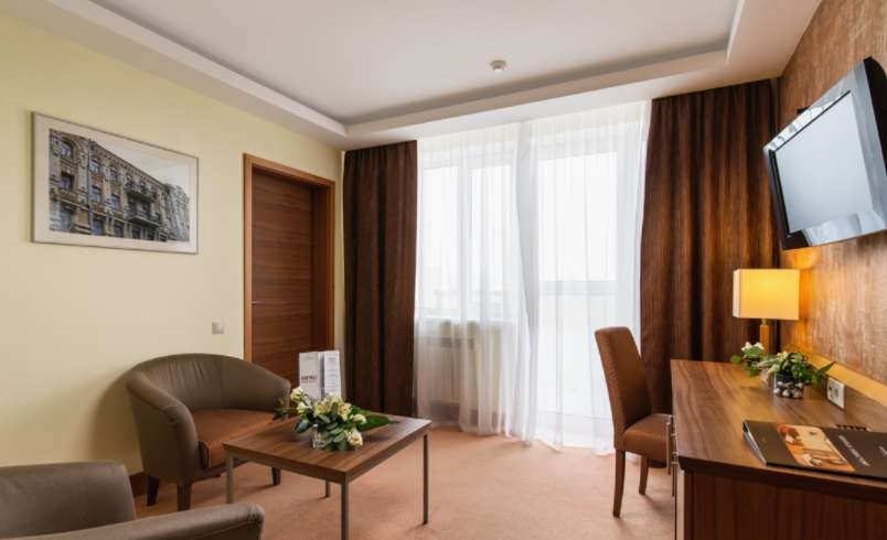 Полулюкс, President Hotel 4*