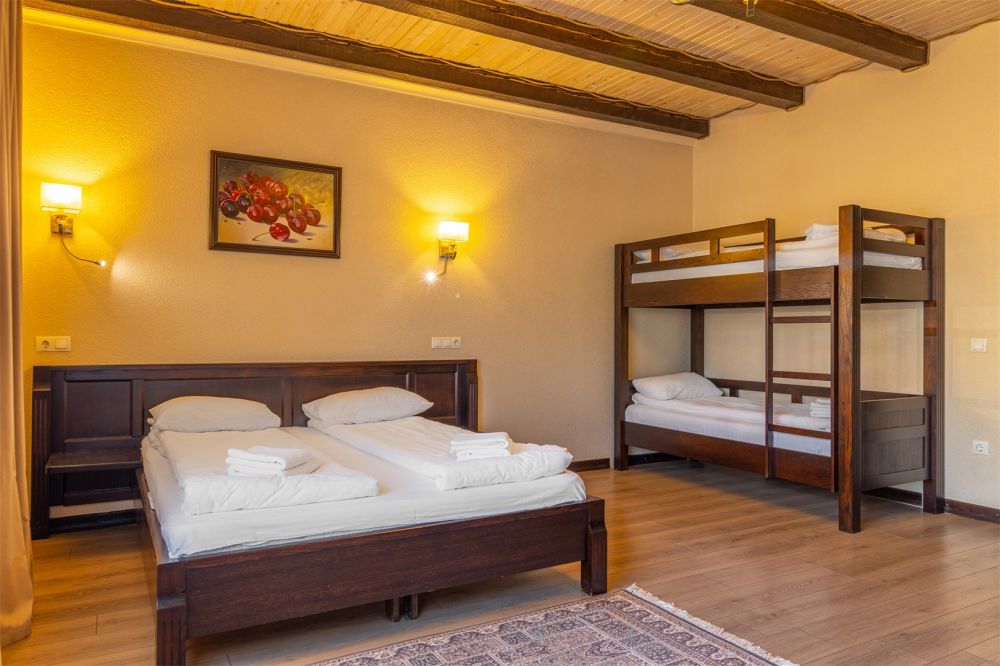 Коттедж с 4-мя спальнями, Amarena SPA Hotel 4*