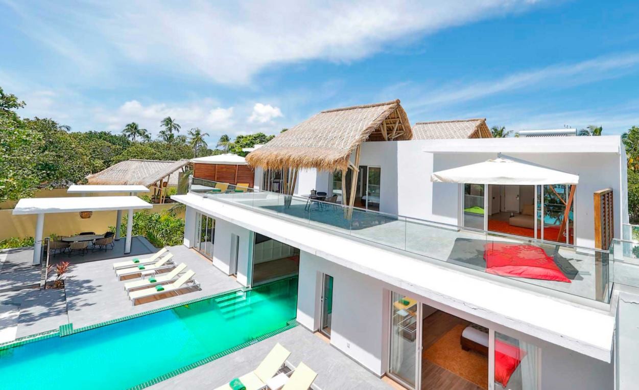 Royal Beach Villa, Emerald Maldives Resort & Spa 5*