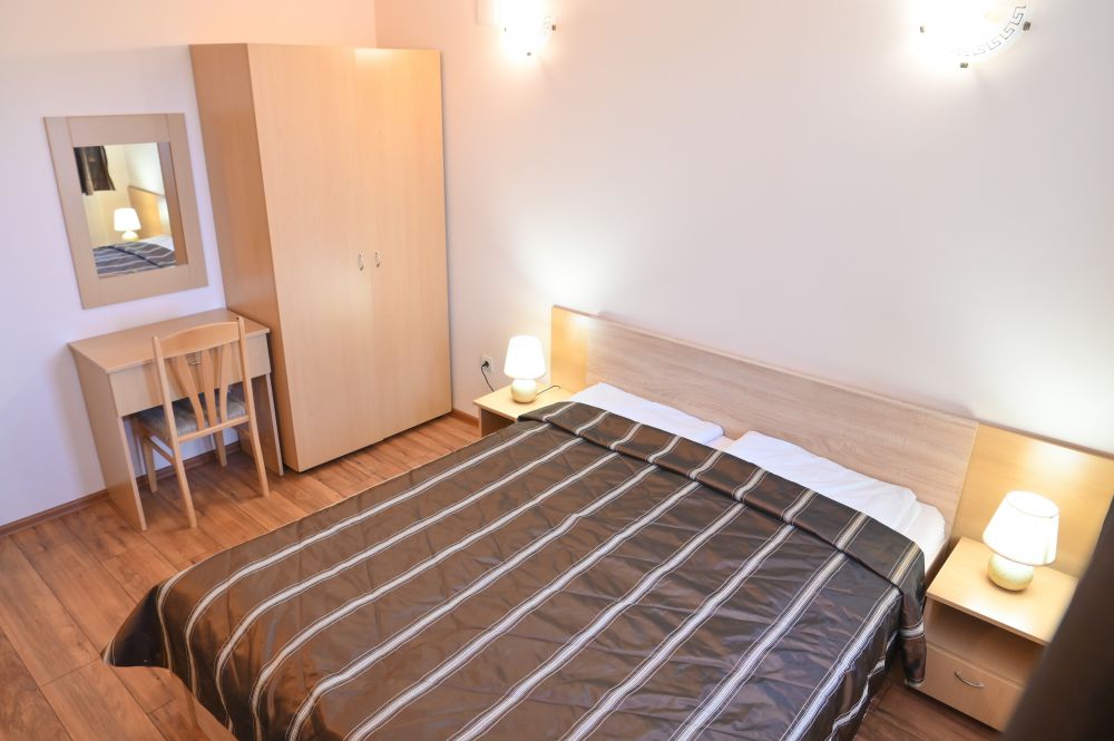 1 bedroom Apart, Orbilux Hotel 3*