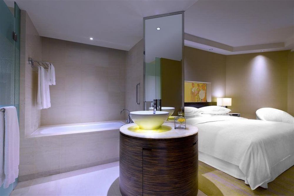 Junior Suite, Sheraton Nha Trang Hotel & Spa 5*