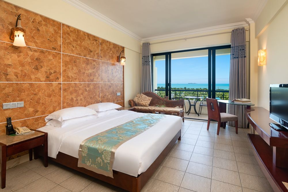 Deluxe Ocean View Room, Palm Beach Resort 4*