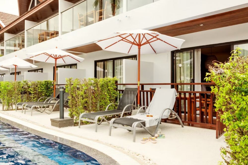 Royal Pool Access Studio, Sunwing Resort Kamala 4*