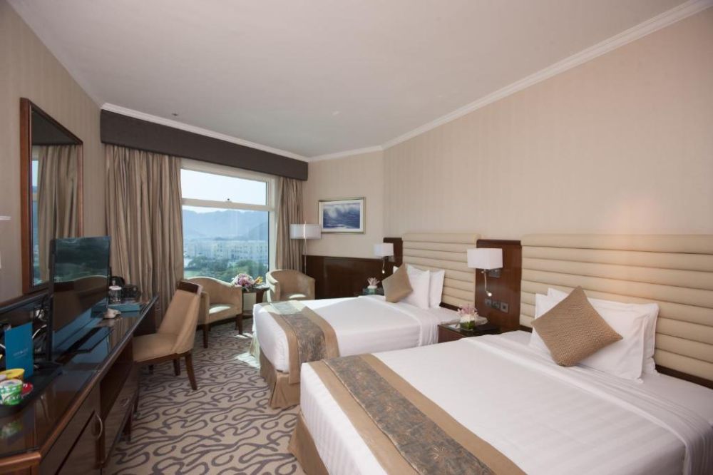 Deluxe Mountain View Room, Oceanic Khorfakkan Resort & SPA 4*