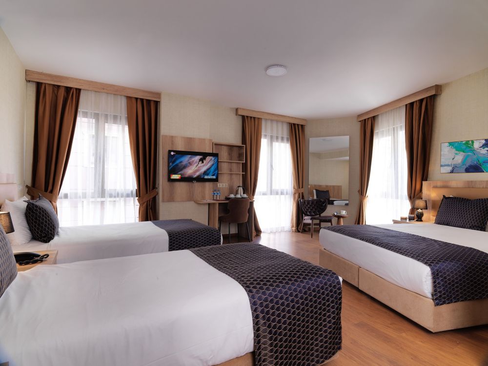 Deluxe Triple Room, Jaff Hotels Nisantasi 4*