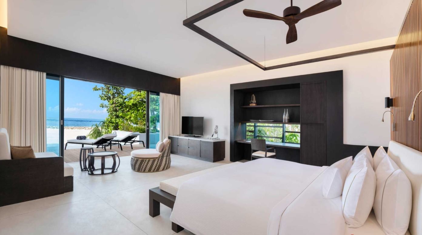 Beach Villa Pool, The Westin Maldives Miriandhoo Resort 5*