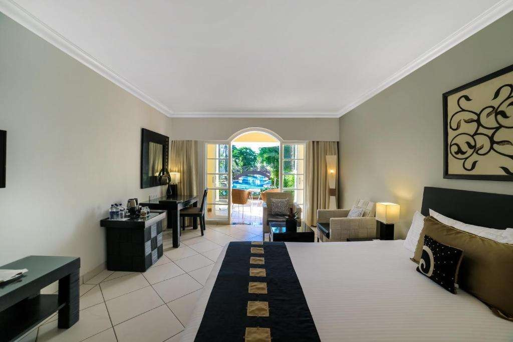 Premium Room, Zuri White Sands Goa 5*