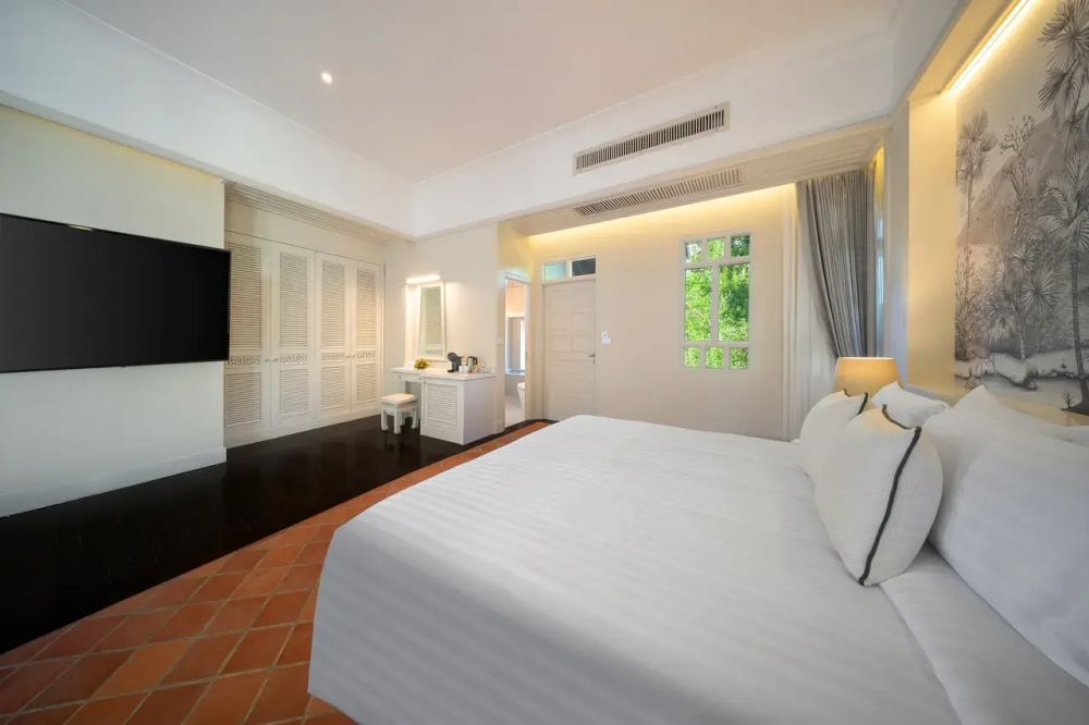Grand Hotspring Pool Villa, The Hotspring Beach Resort & Spa 4*