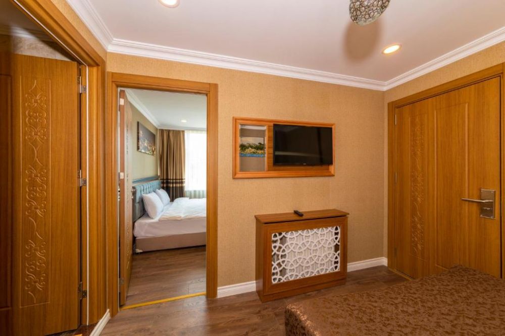 Family room, Golden Sand Hotel 4*