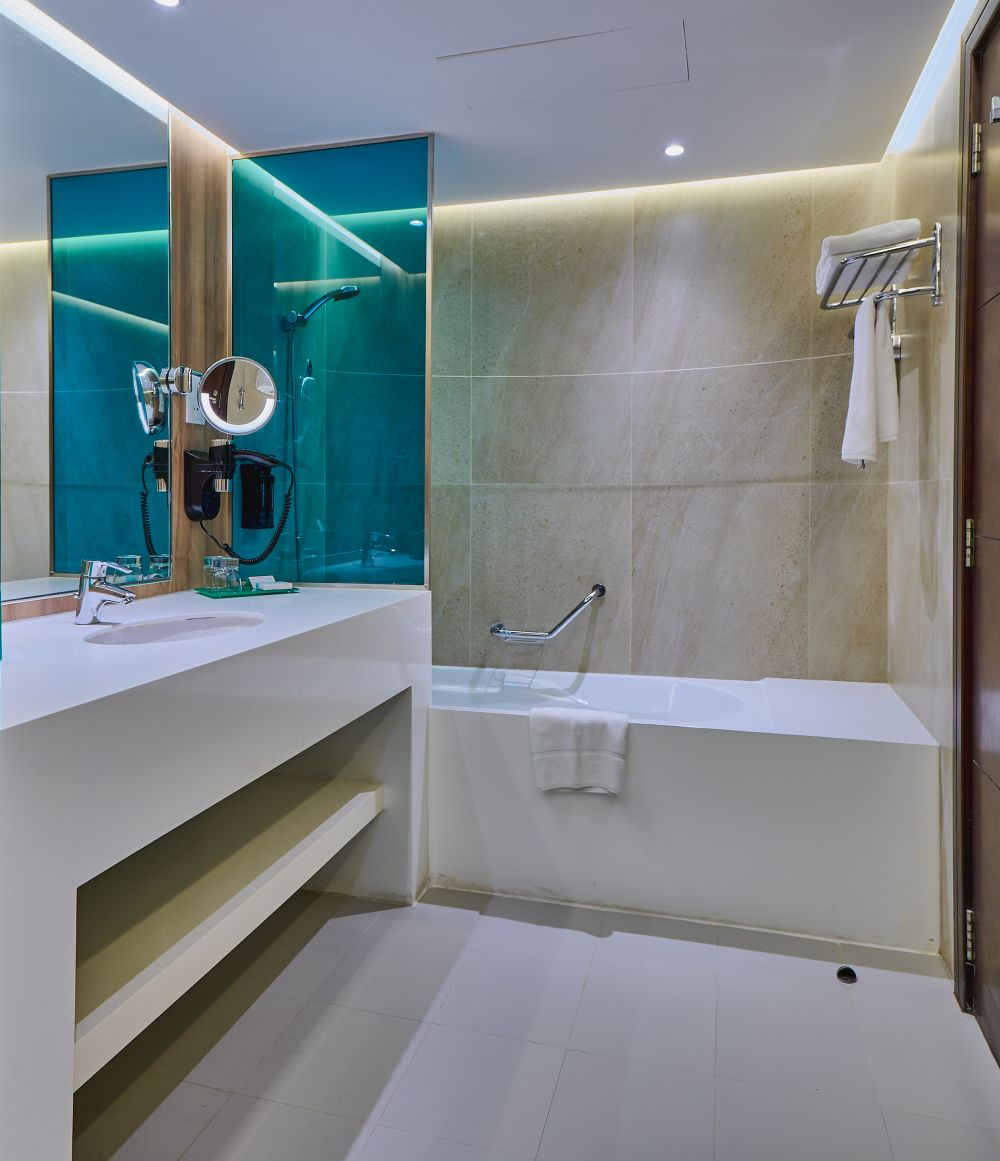 One bedroom King Suite City View, Ramada Hotel & Suites By Wyndham Jbr (ex. Hawthorn Suites) 4*