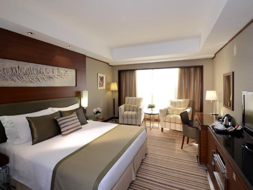 Superior Room, Grand Millennium Dubai 5*