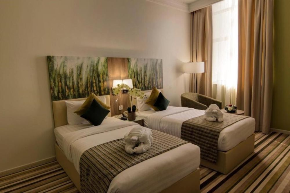 Deluxe Room, Royal View Hotel 3*