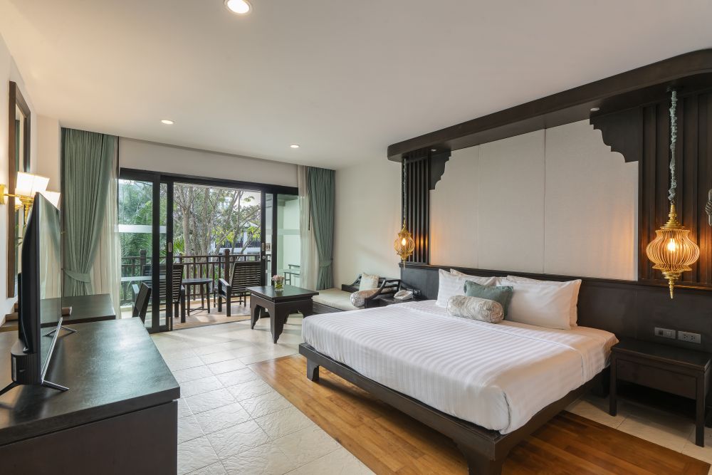 Deluxe, Ravindra Beach Resort & Spa 5*