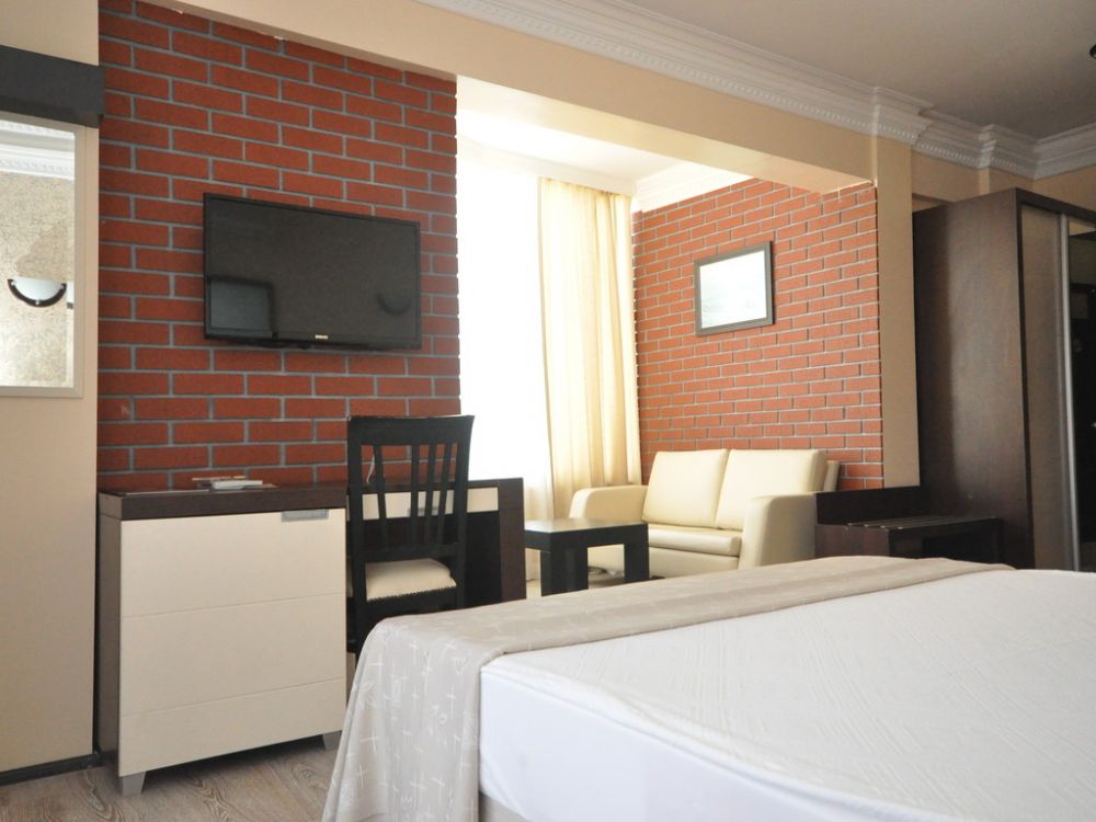 Corner Room, Camyuva Beach 4*