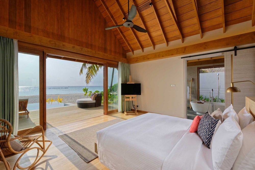 Beach Villa with Pool, Emerald Faarufushi Resort & SPA 5*