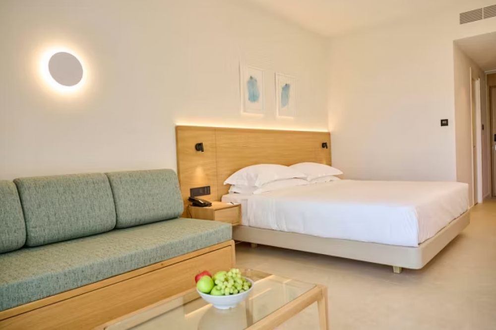 Deluxe room with Limited Sea View, Sunrise Emerald 