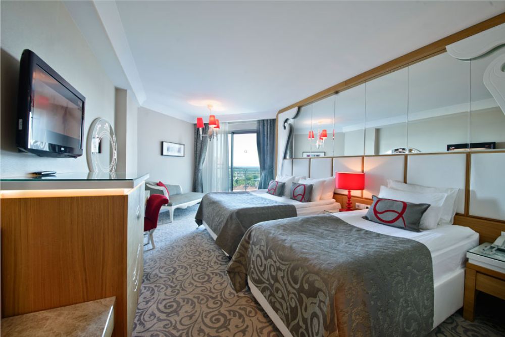 Standard Room, Q Premium Resort Hotel 5*