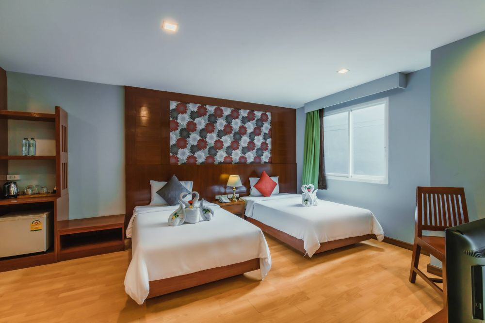 Executive Suite City View, Pool View, Elite Suites Hotel Patong (ex. Bauman Residence) 4*