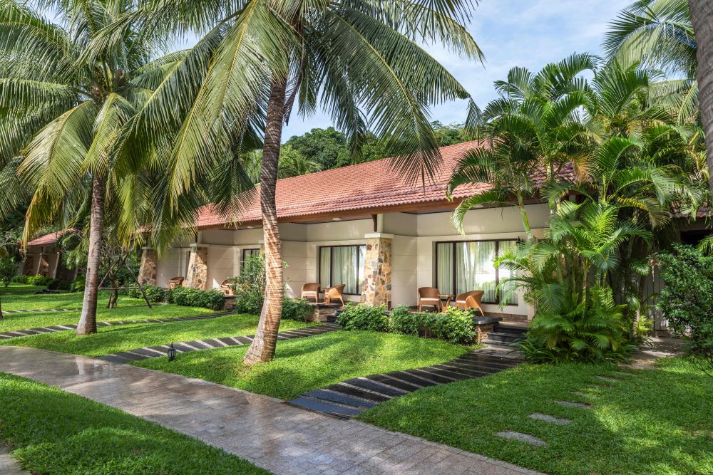 Premier Garden View Villa/ Premier Pool Villa, Vinpearl Luxury Nha Trang 5*