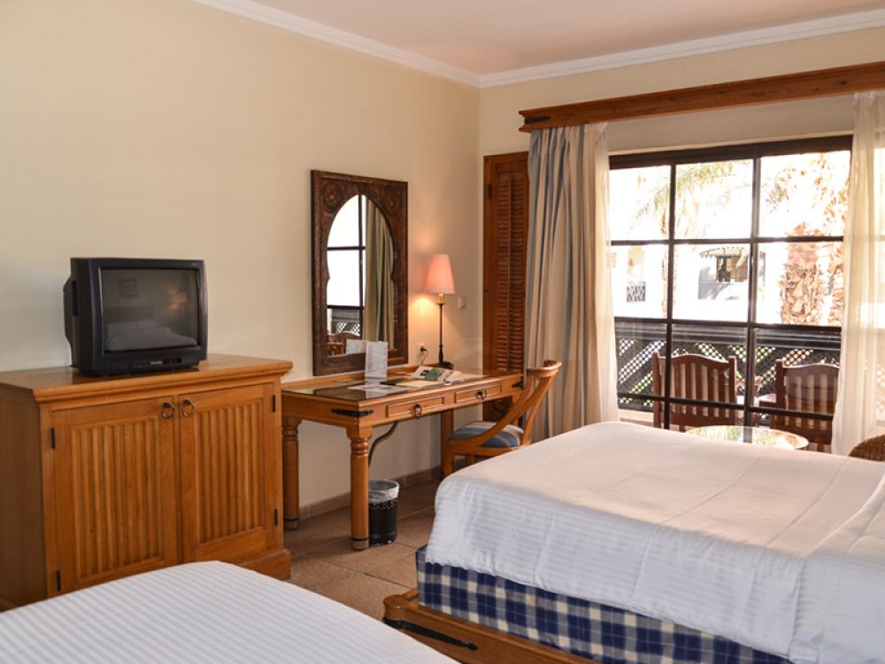 Deluxe Room, Sharm Plaza (еx. Crowne Plaza Resort) 5*