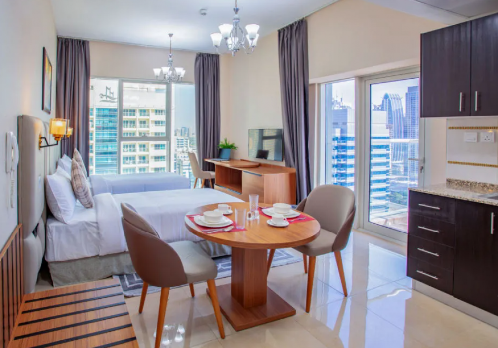 Premium Studio With Marina View, Royal Regency Suite Dubai Marina (ex. Royal Regency Holiday Homes) 