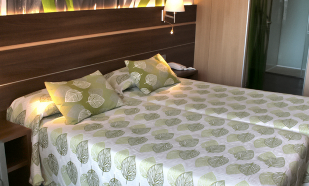 SUPERIOR ROOM WITH WHIRLPOOL ON THE TERRACE, Volga 4*
