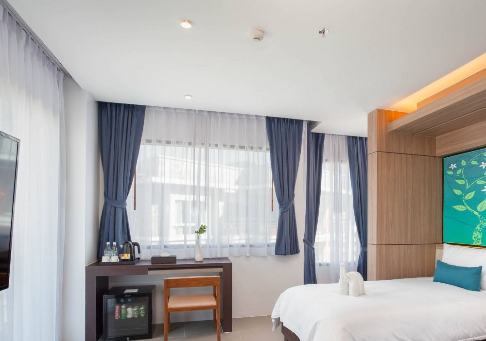 Premium Deluxe, The Marina Phuket Hotel 4*