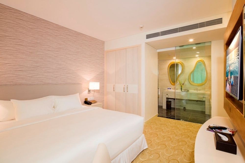 Grand Royale Room, Diamond Bay Hotel 5*